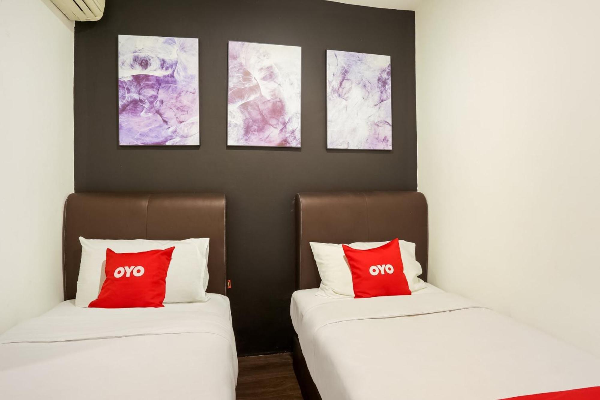 Oyo 90460 Hotel Kl2F Rest & Go Shah Alam Kültér fotó