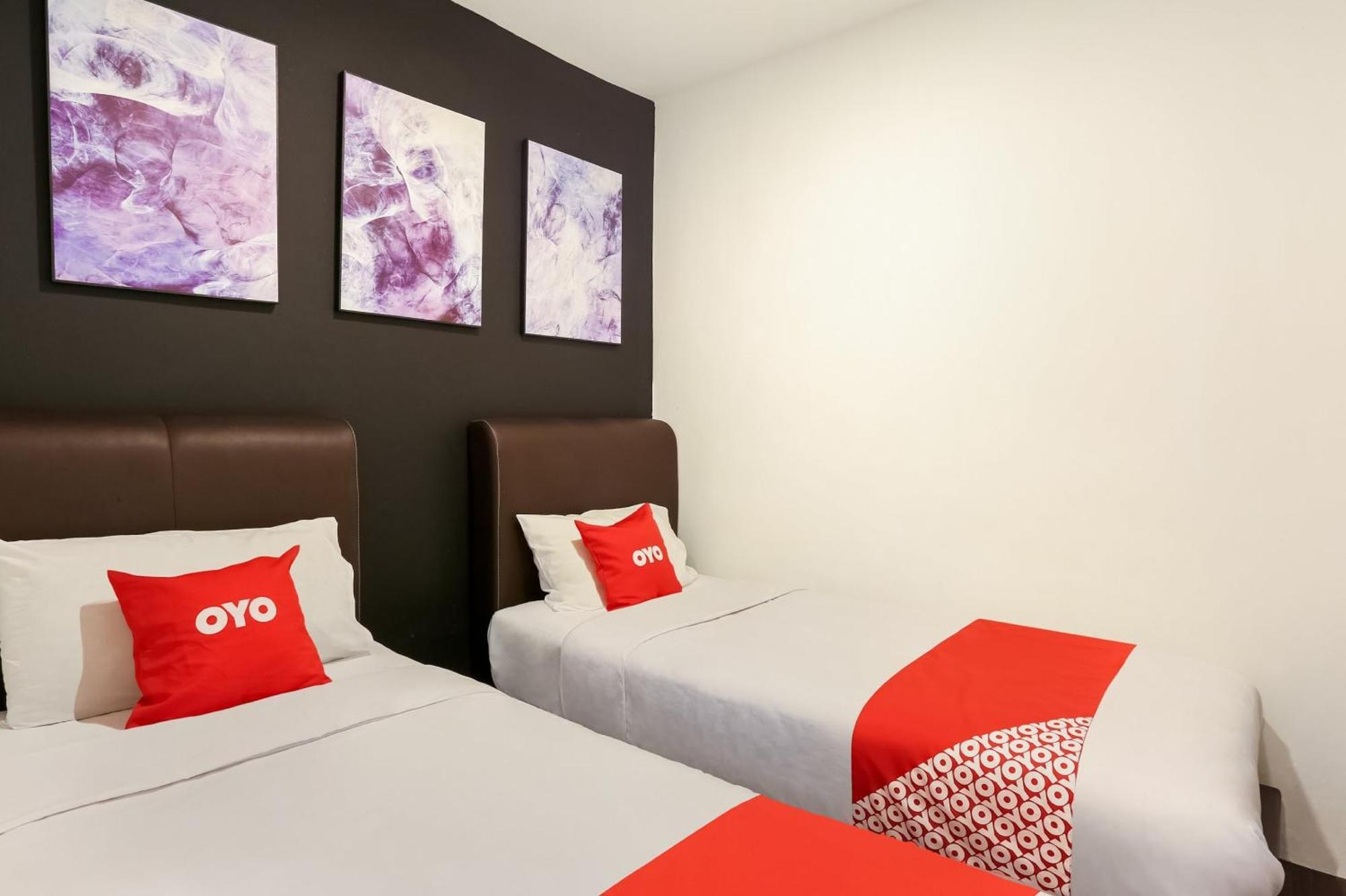 Oyo 90460 Hotel Kl2F Rest & Go Shah Alam Kültér fotó