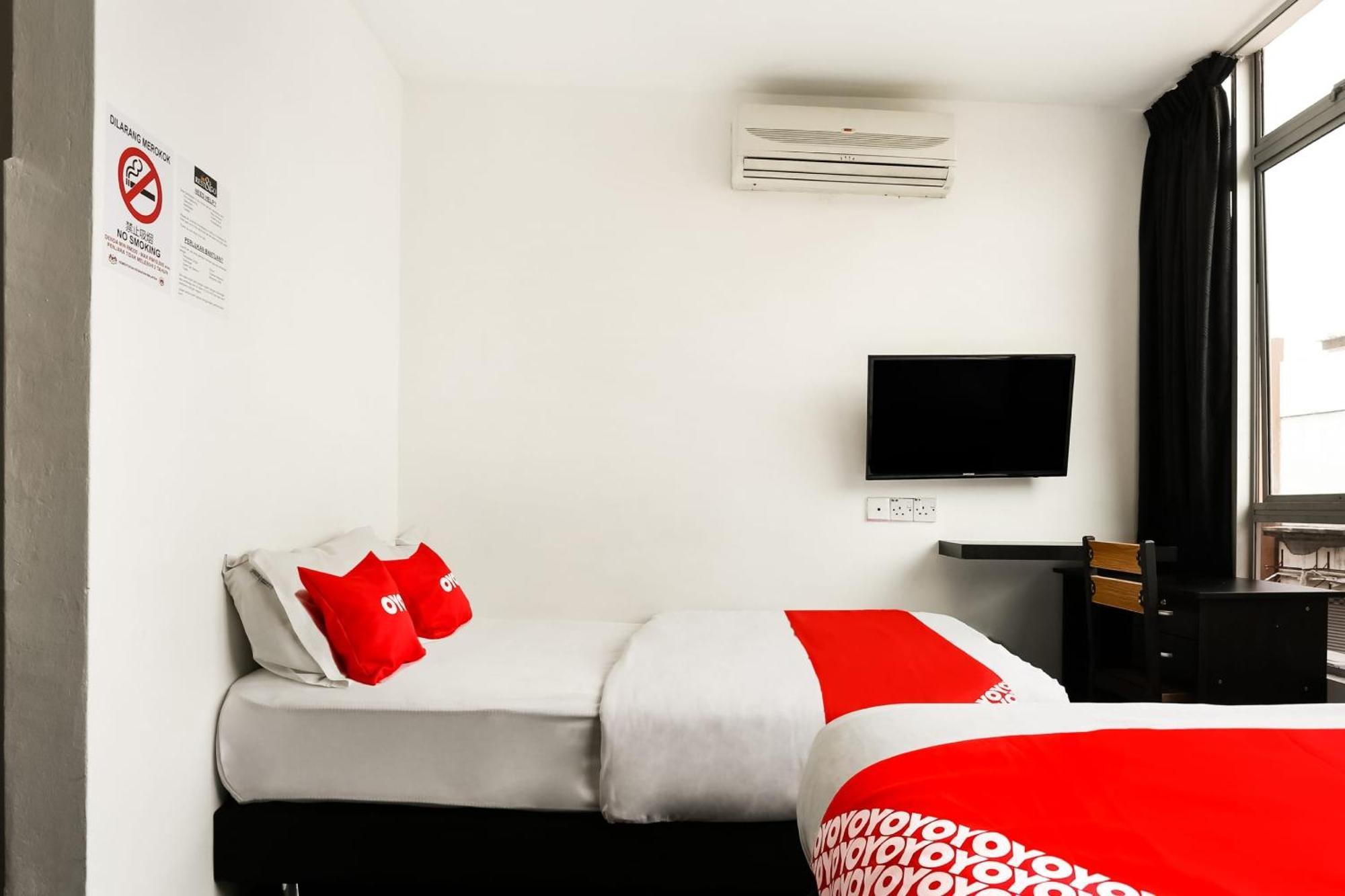 Oyo 90460 Hotel Kl2F Rest & Go Shah Alam Kültér fotó