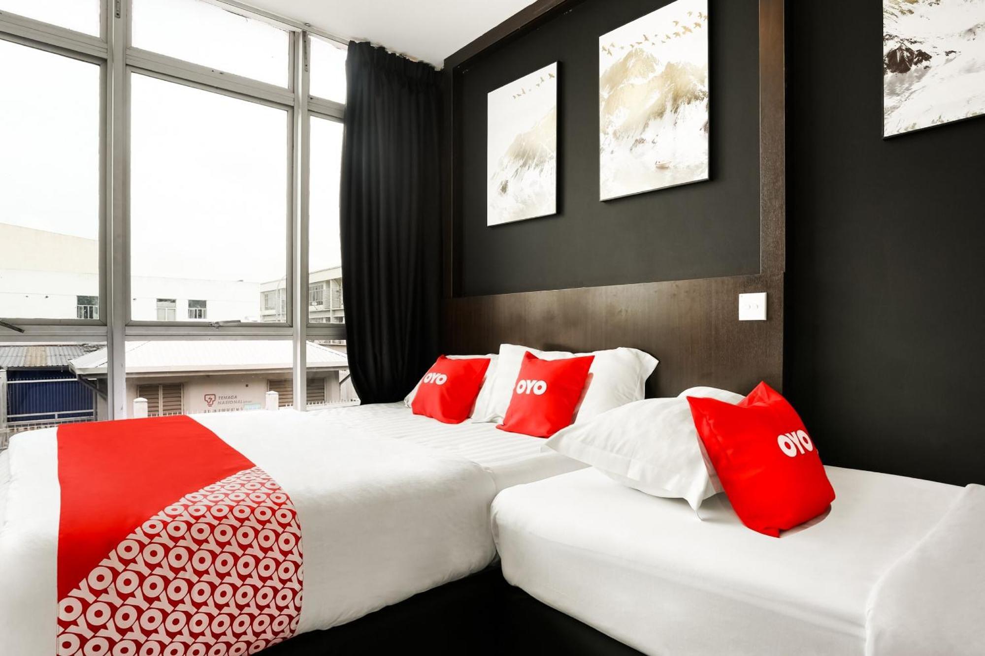 Oyo 90460 Hotel Kl2F Rest & Go Shah Alam Kültér fotó