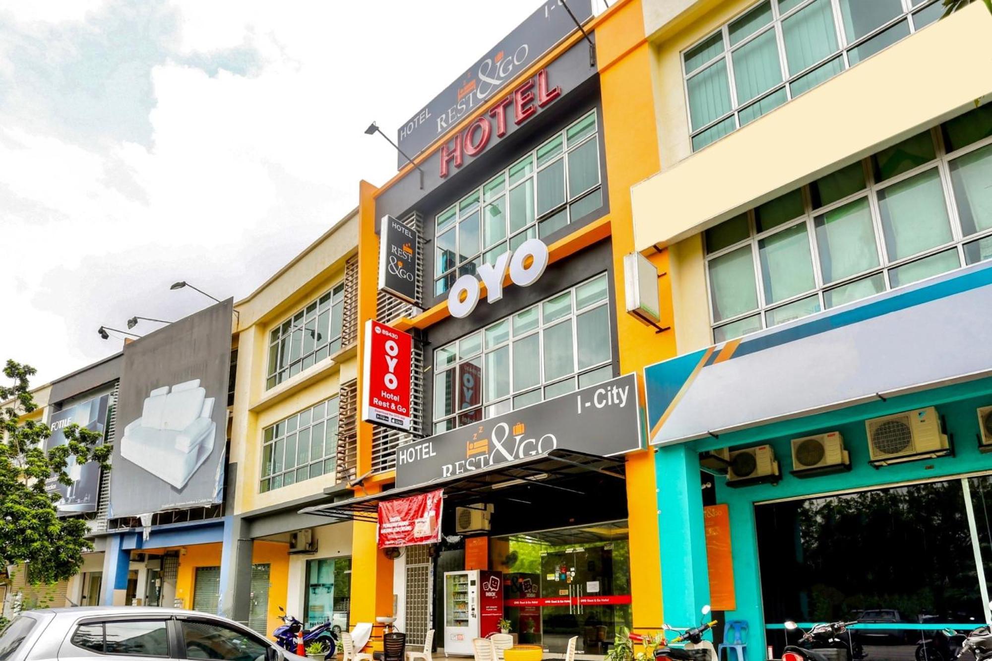 Oyo 90460 Hotel Kl2F Rest & Go Shah Alam Kültér fotó
